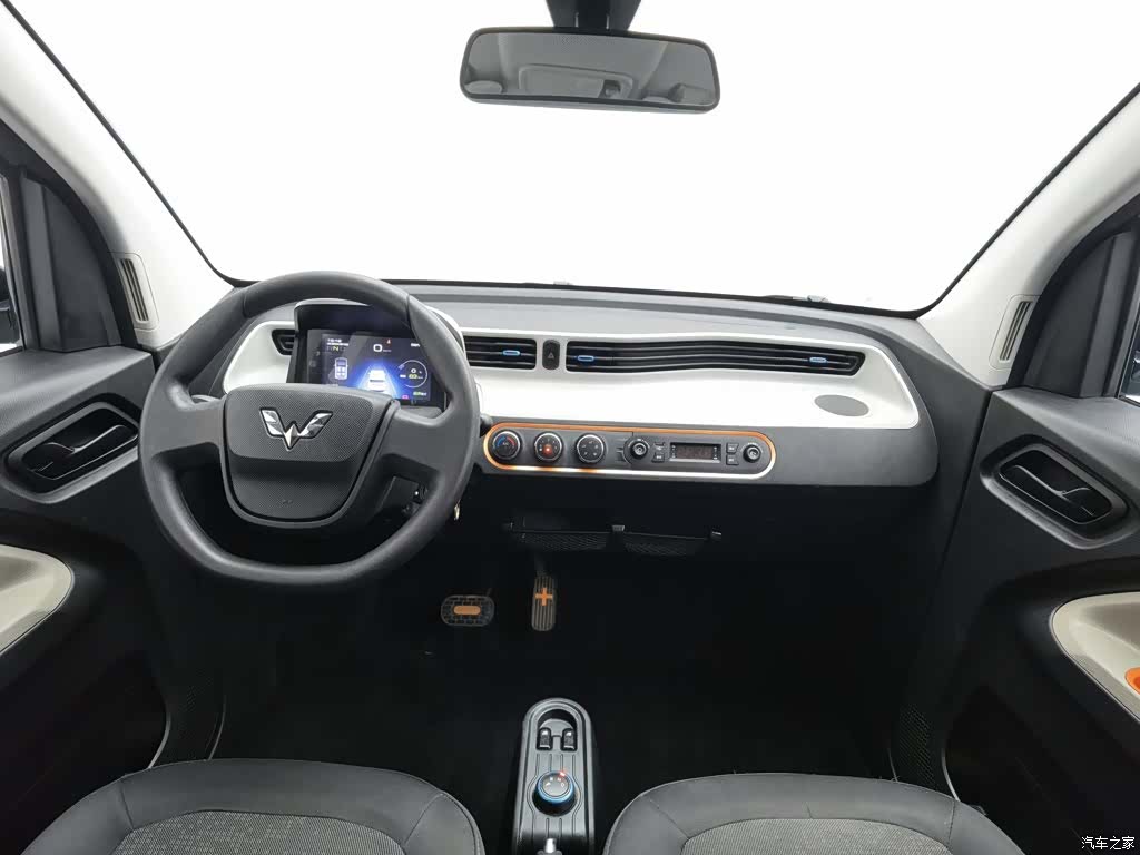 Wuling Yuan, 2021 все фото