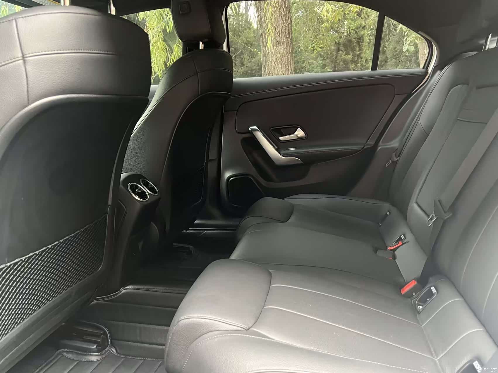 Mercedes-Benz A-Class, 2022 13