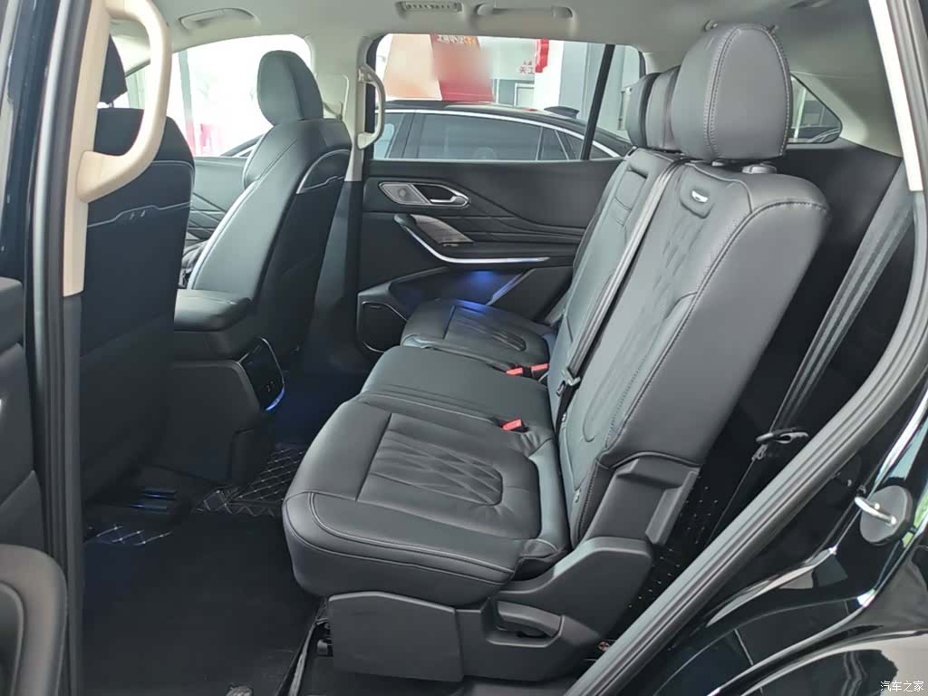 Hongqi HS7, 2024 17