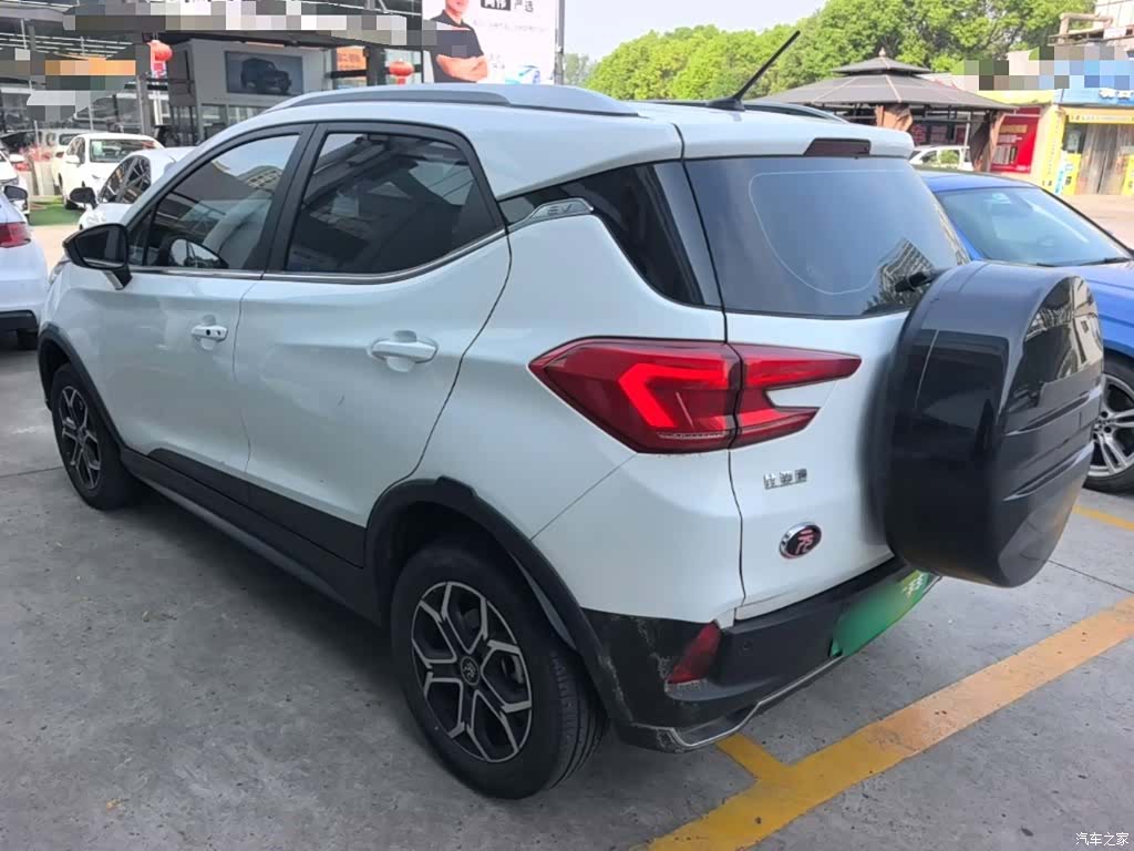 BYD Yuan, 2022 все фото