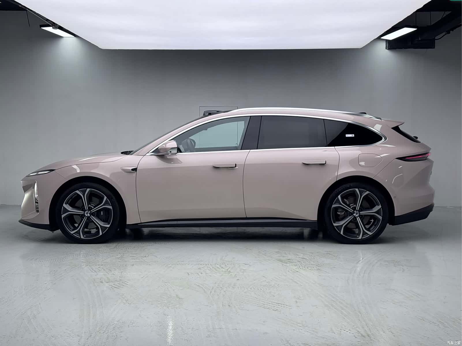 NIO ET5, 2025 18