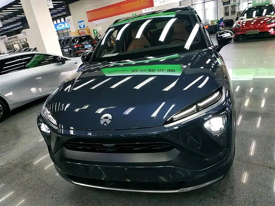 NIO ES6