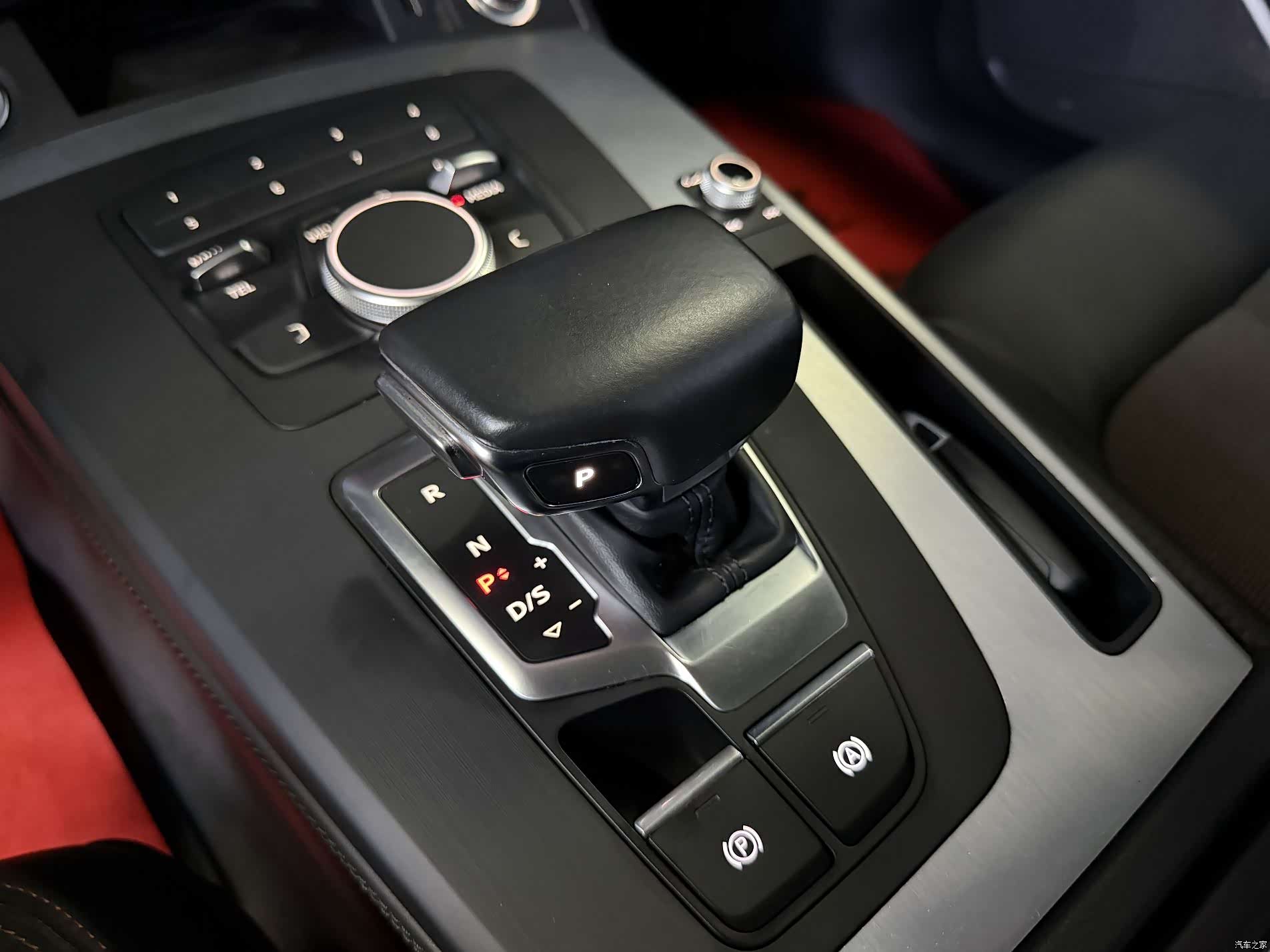 Audi Q5L, 2020 14