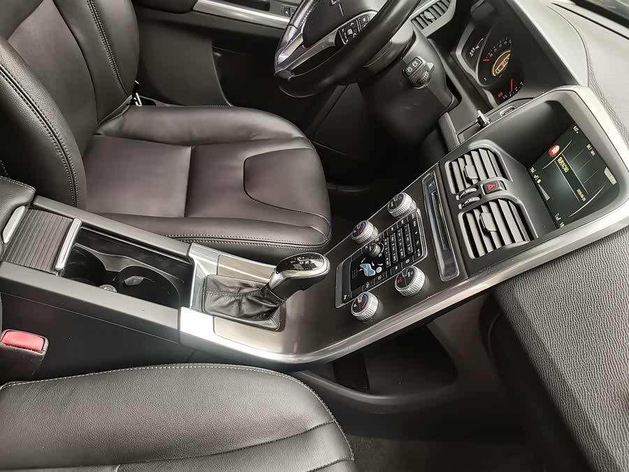 Volvo XC60 2014, фото 20
