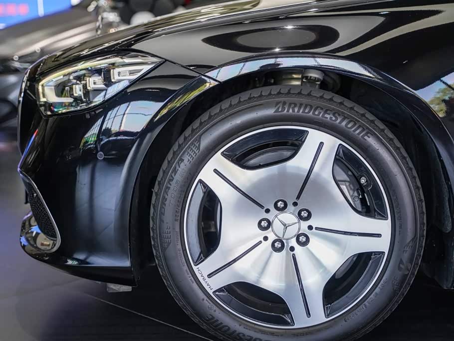 Mercedes-Benz Maybach S-class