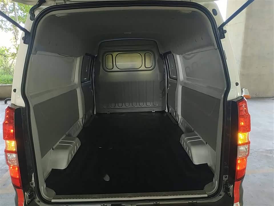 Jinbei New Sea Lion X30L