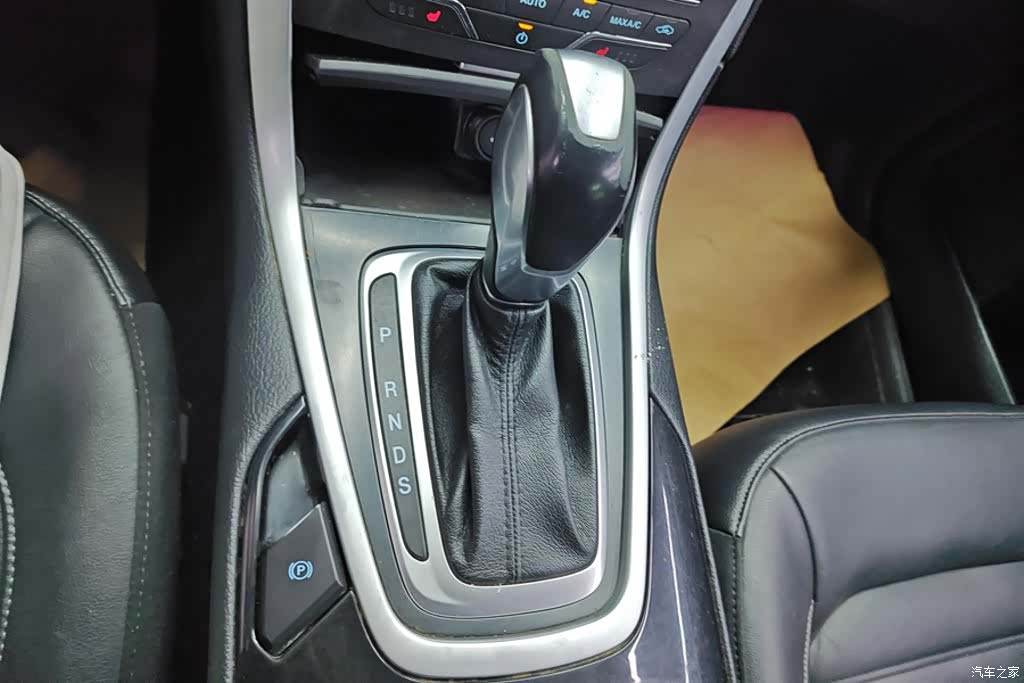 Ford Edge, 2017 16