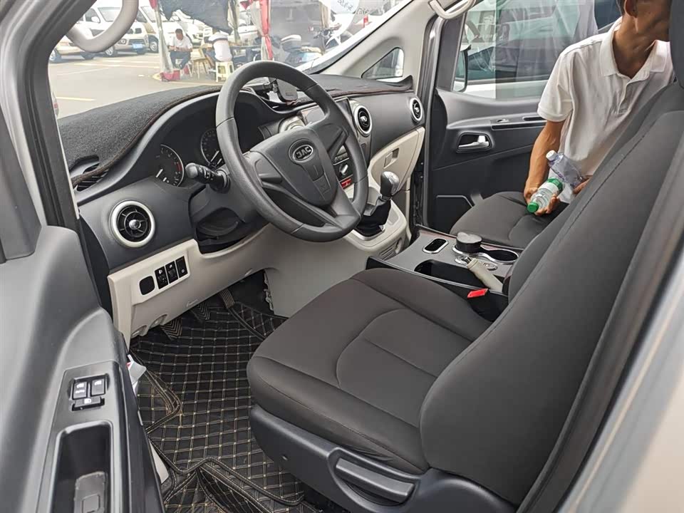 JAC Refine Ruifeng M3