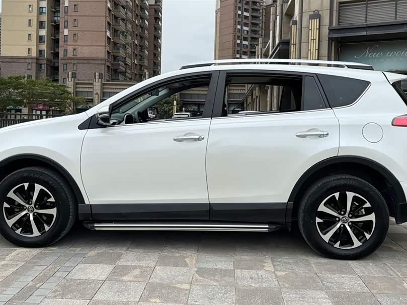 Toyota RAV4 Rongfang