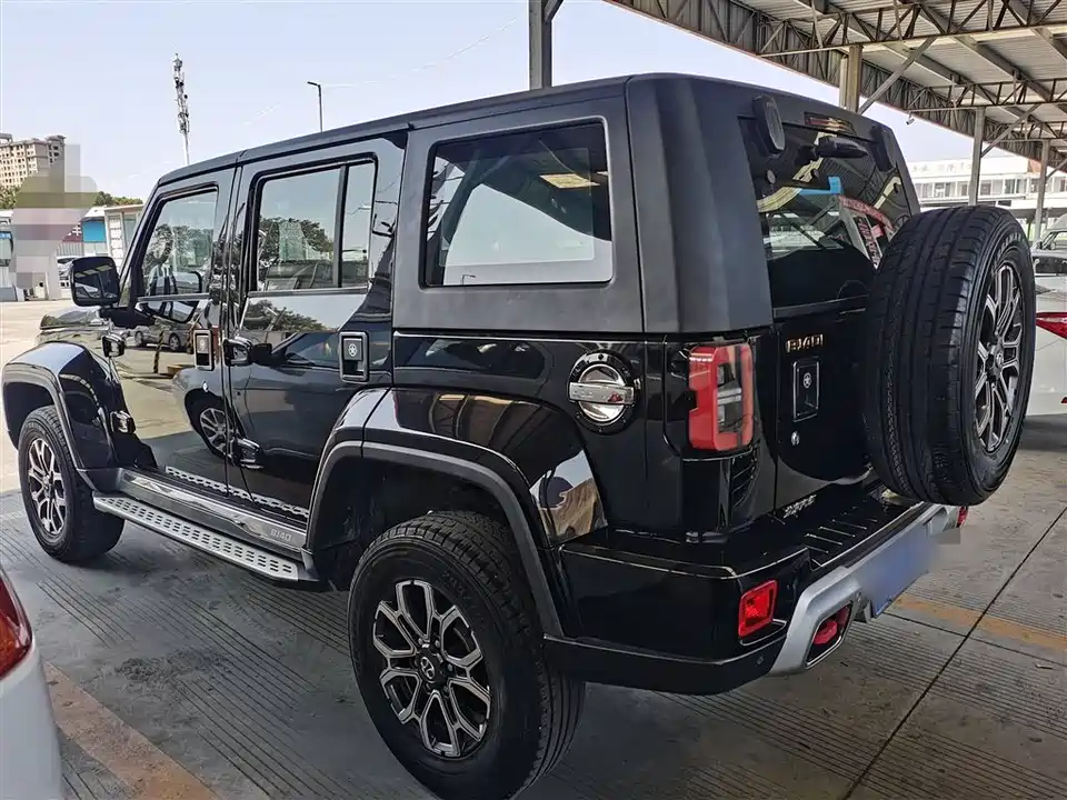 Beijing BJ40
