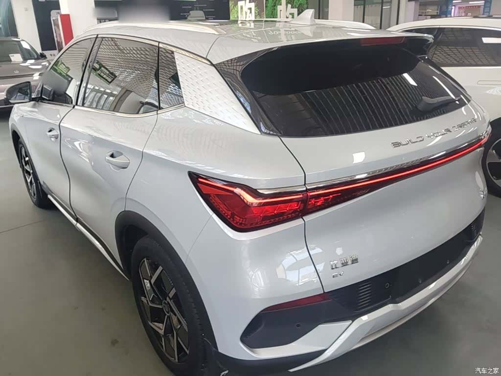BYD Yuan, 2024 все фото