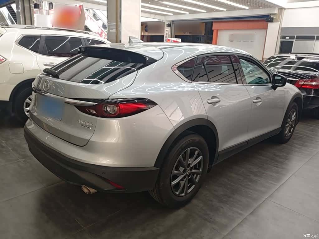 Mazda CX-4, 2022 7