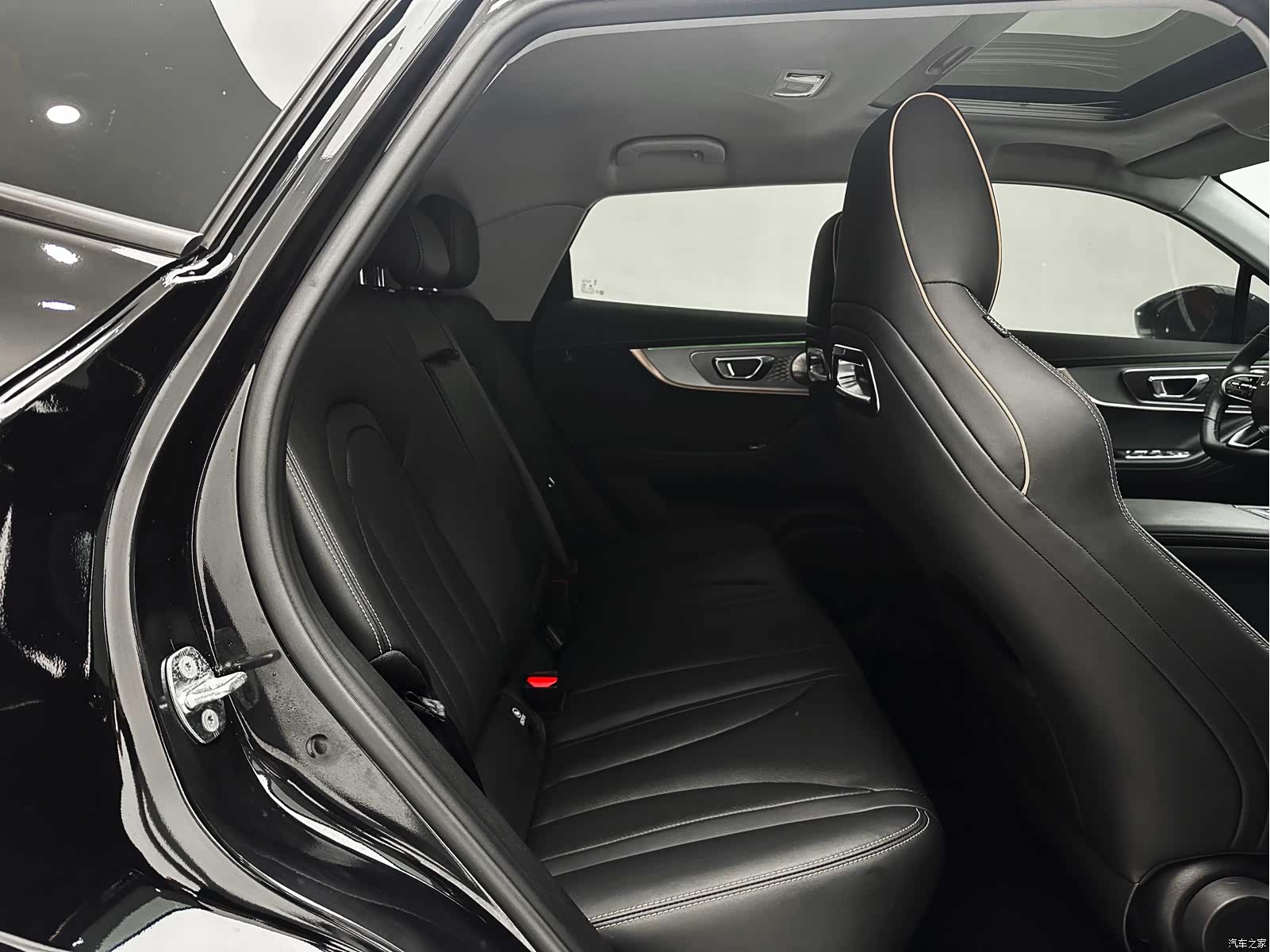 Chery Omoda 5, 2022 22