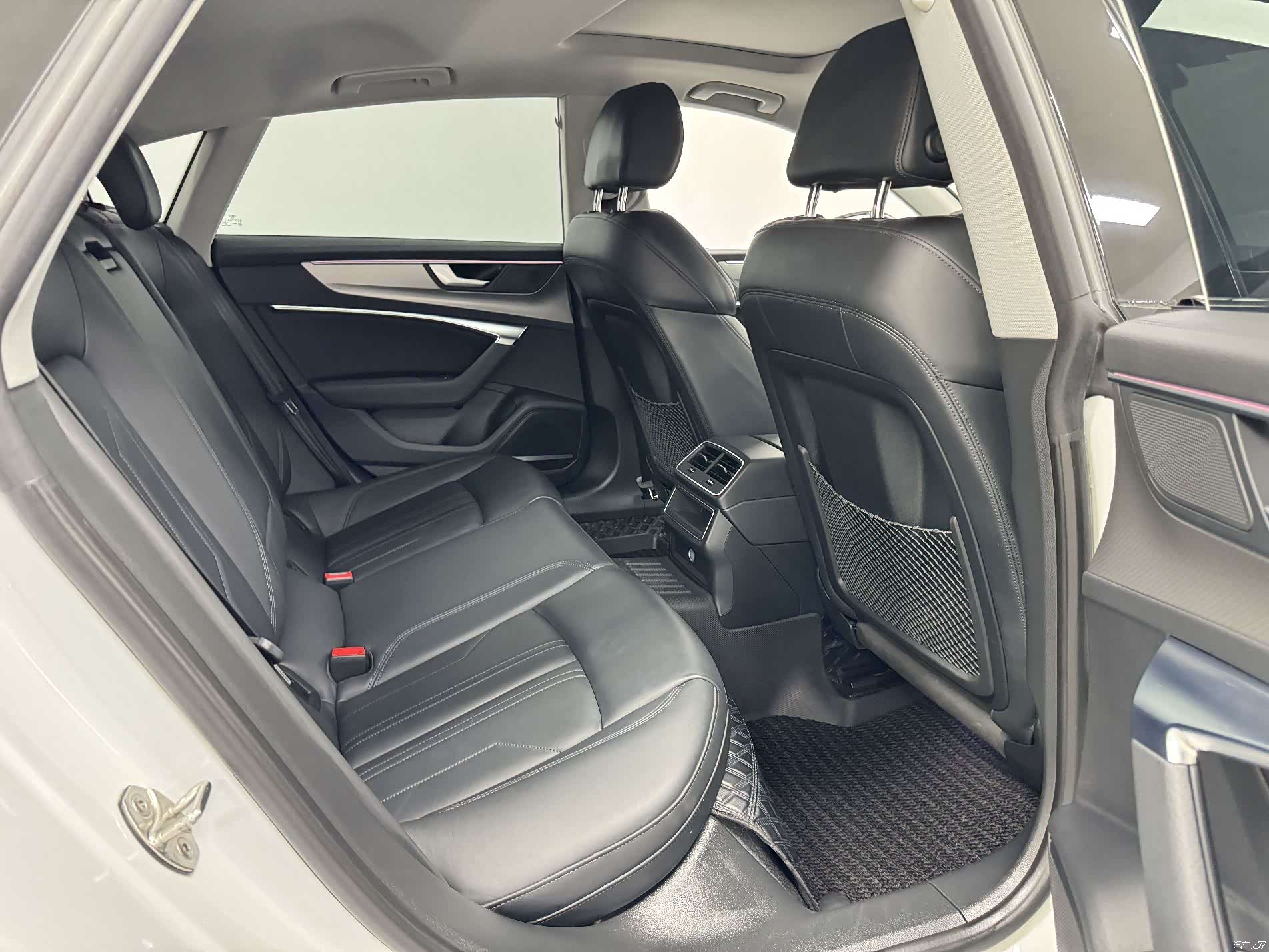 Audi A7, 2021 16