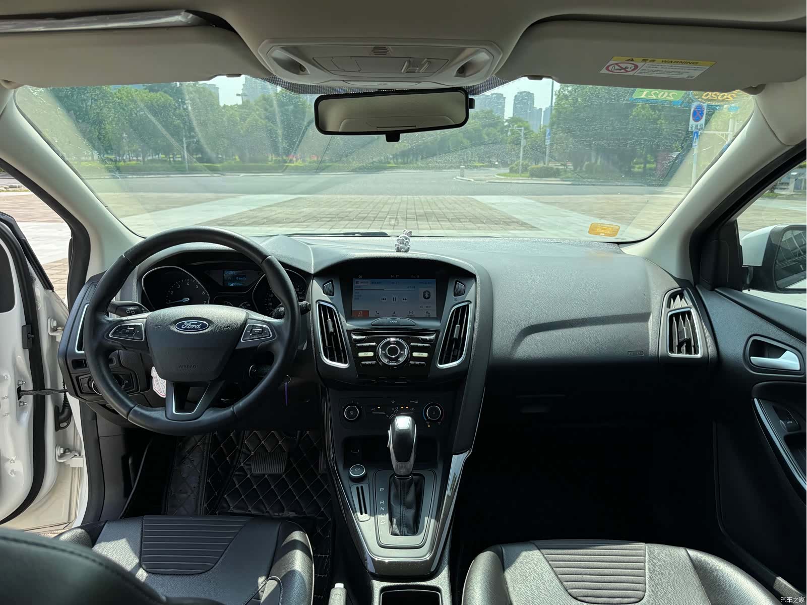 Ford Focus, 2019 10