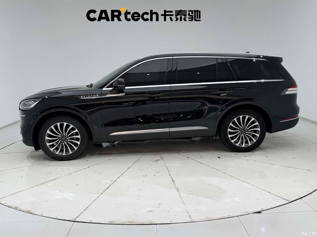 Lincoln Aviator, 2021 6