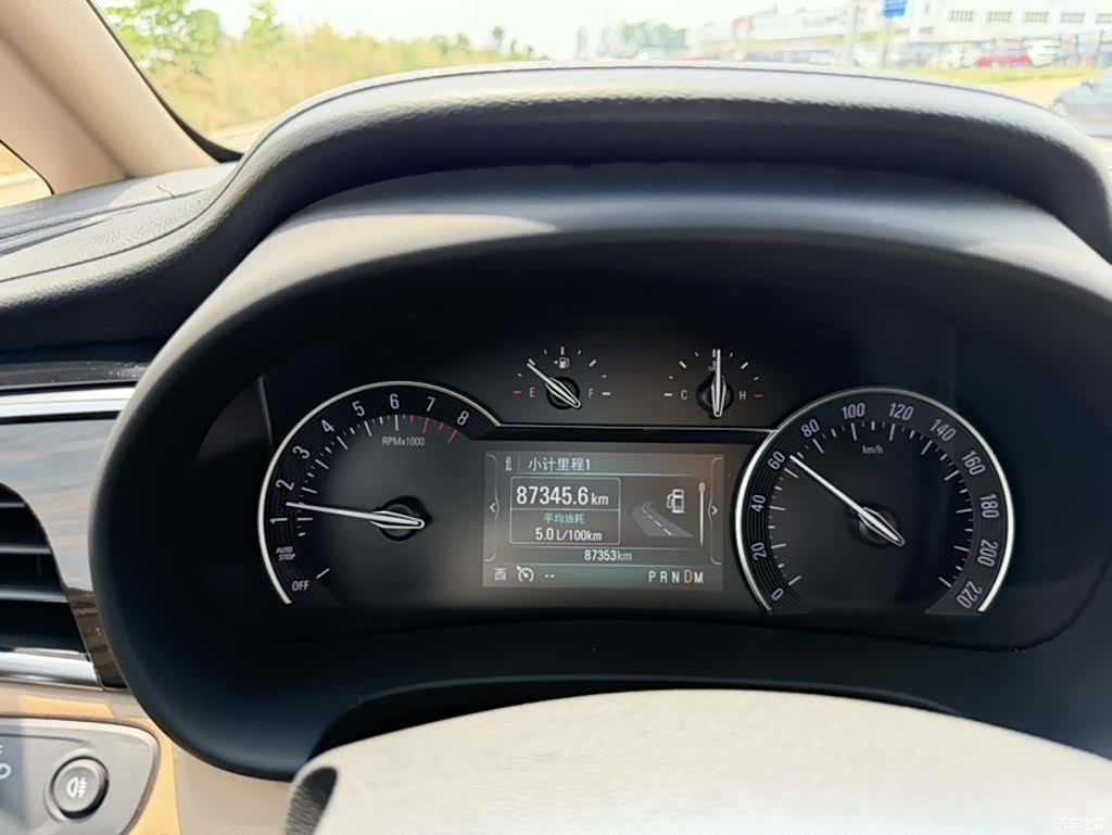 Buick GL8, 2018 10