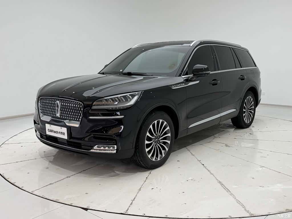 Lincoln Aviator, 2021 все фото