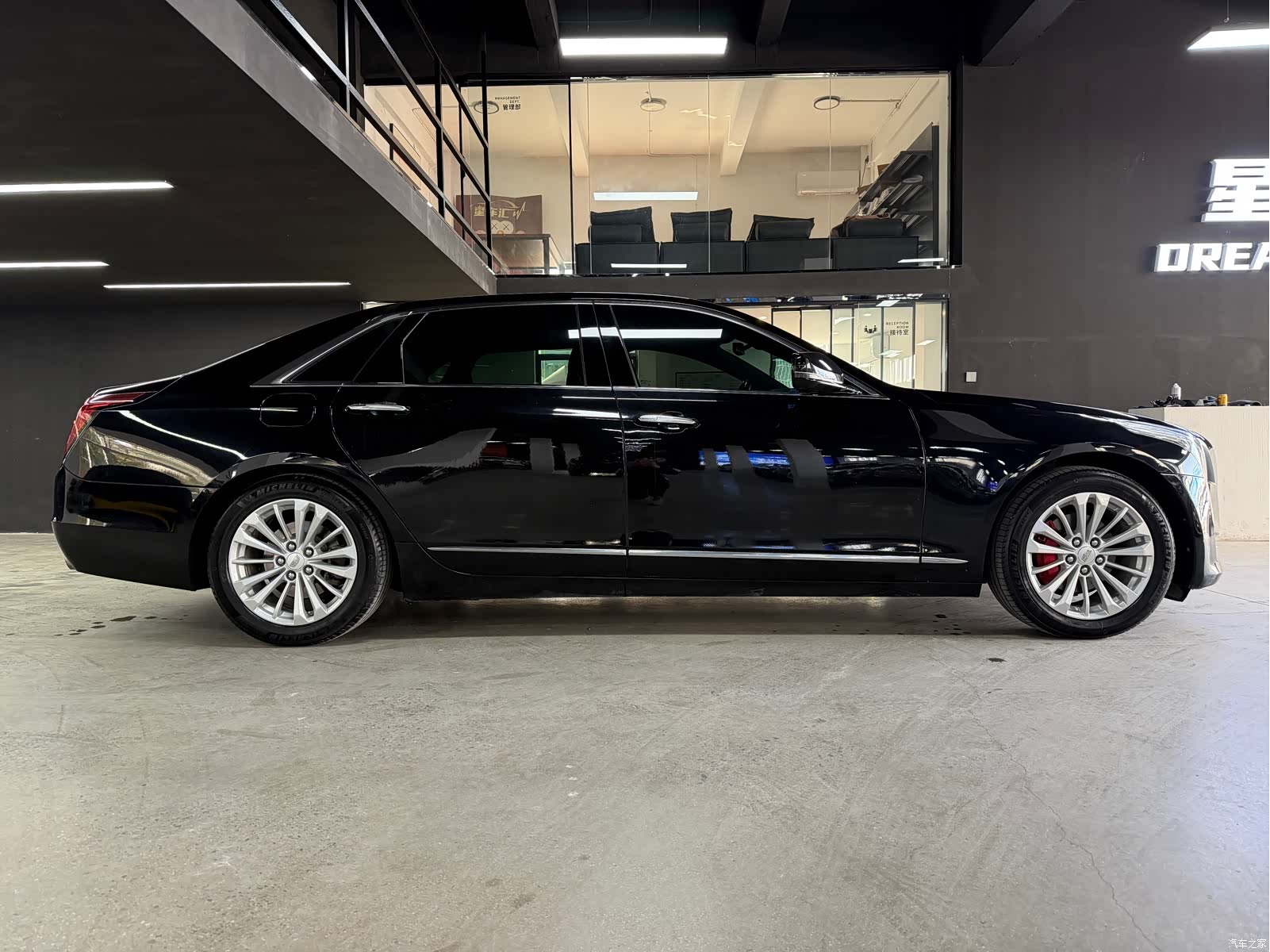 Cadillac CT6, 2017 10