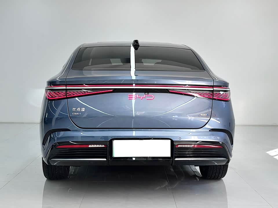 BYD Seal 07 DM-i
