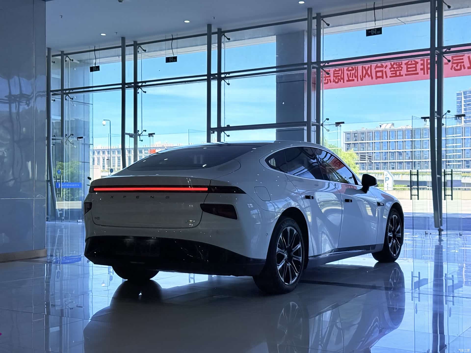 Xpeng P7, 2021 6