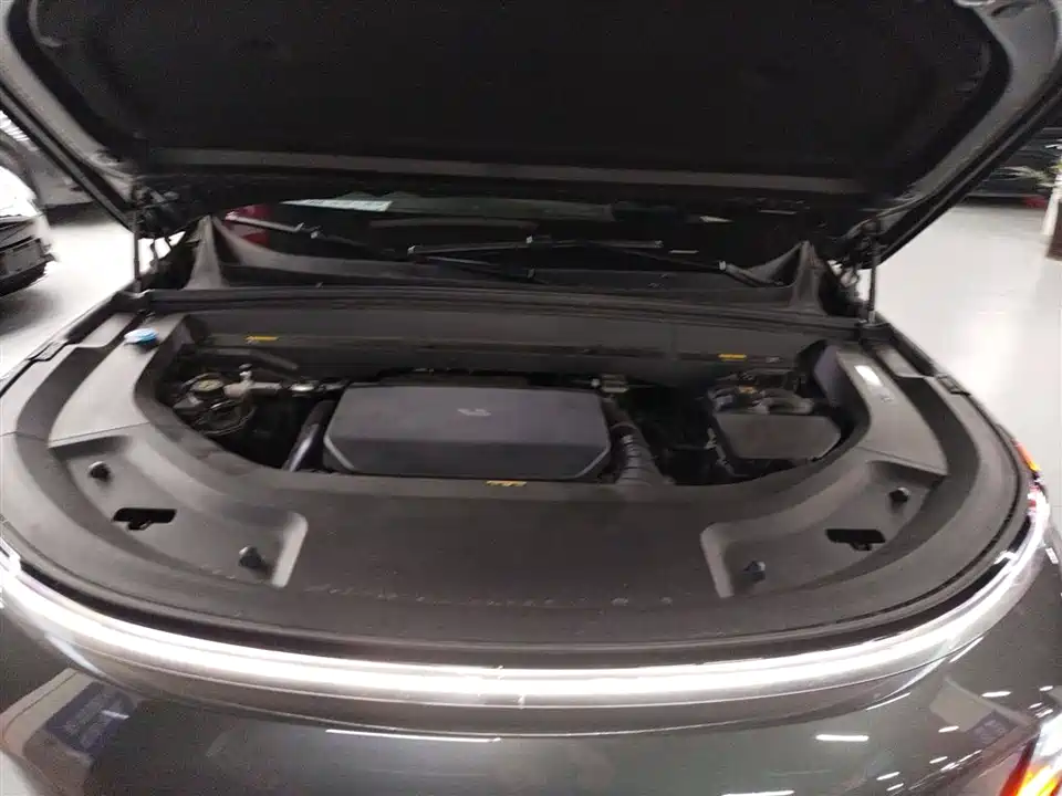 Li Auto Ideal L9