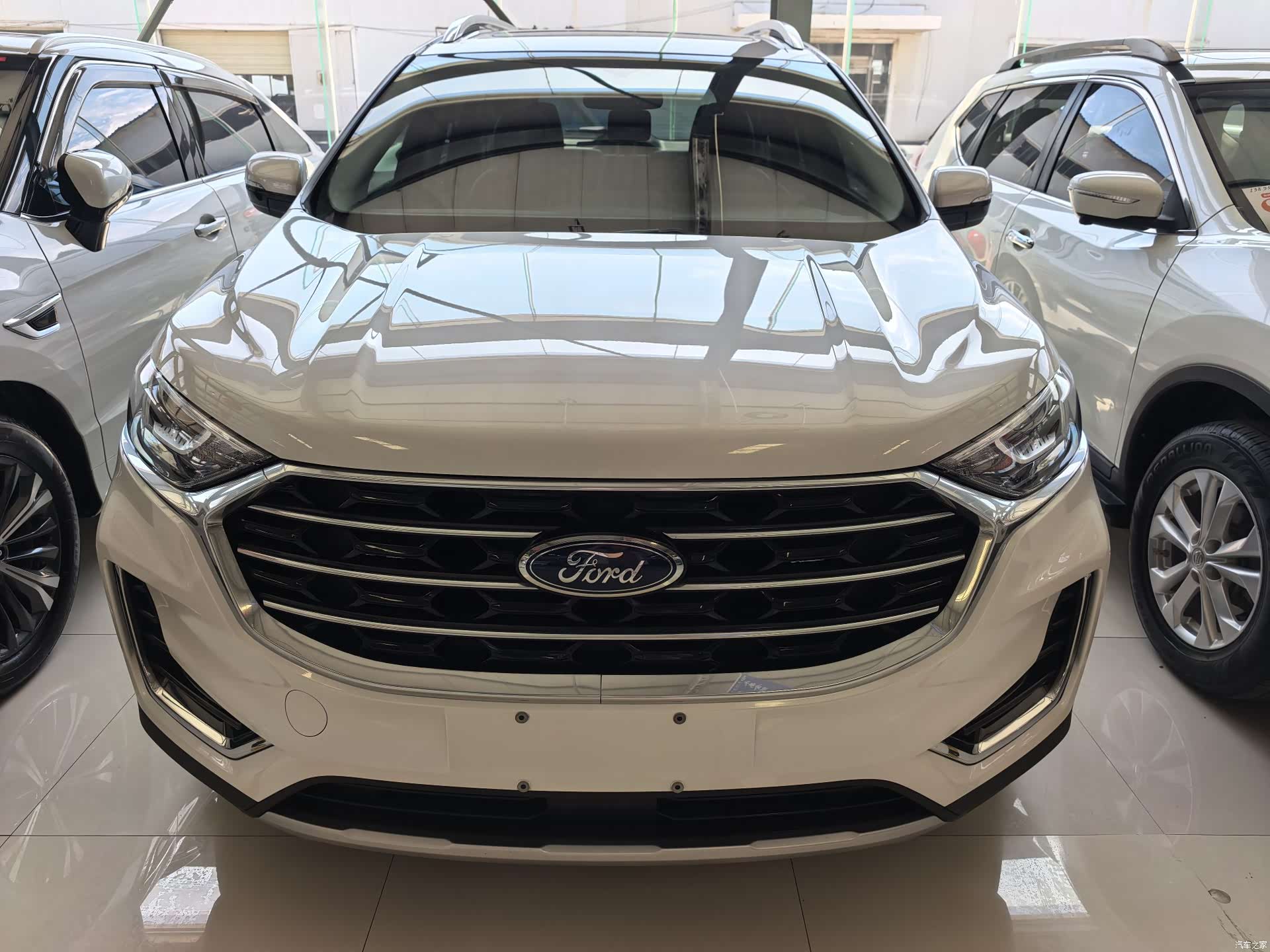 Ford Edge, 2022 2
