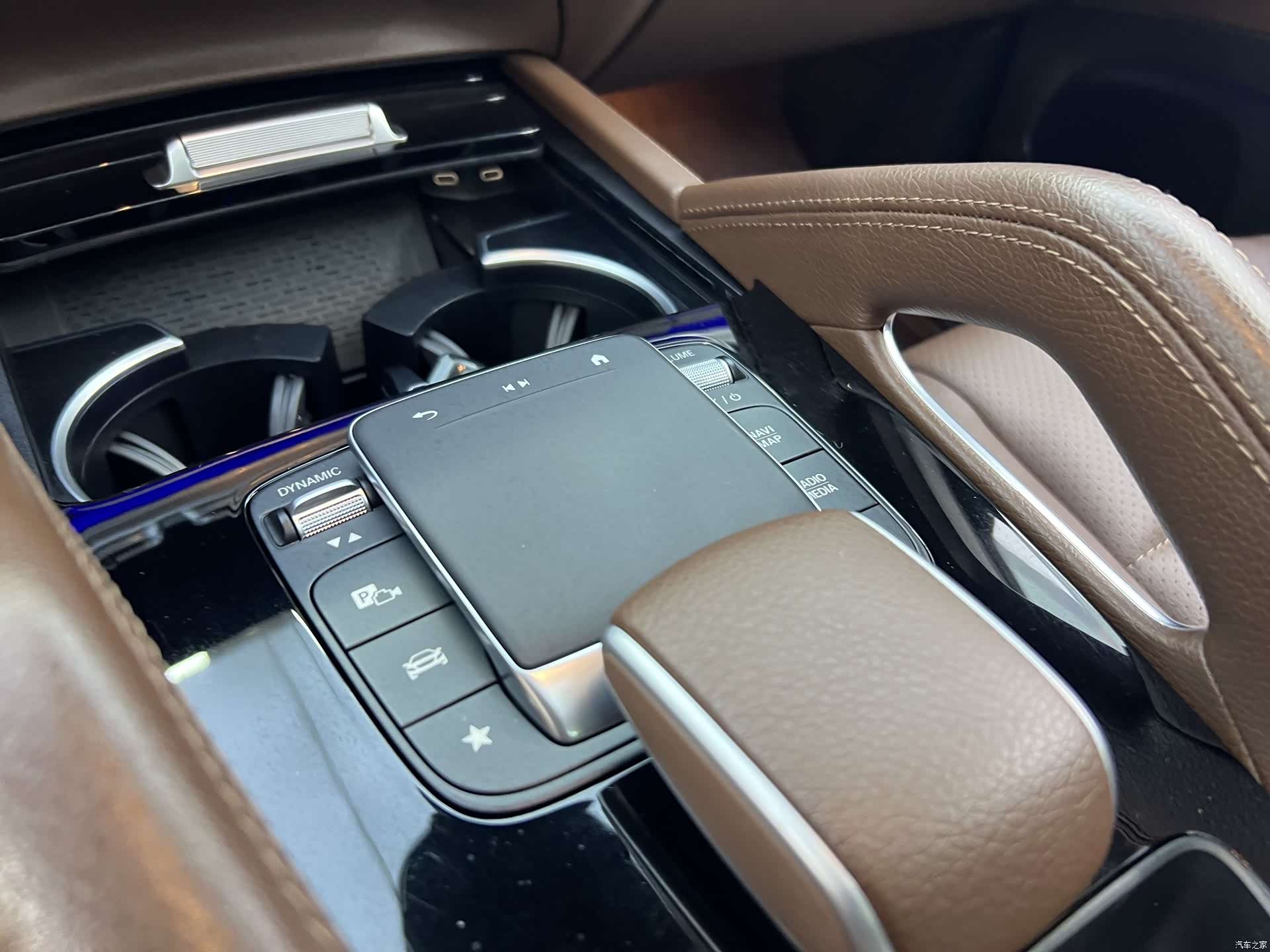 Mercedes-Benz GLE, 2024 17