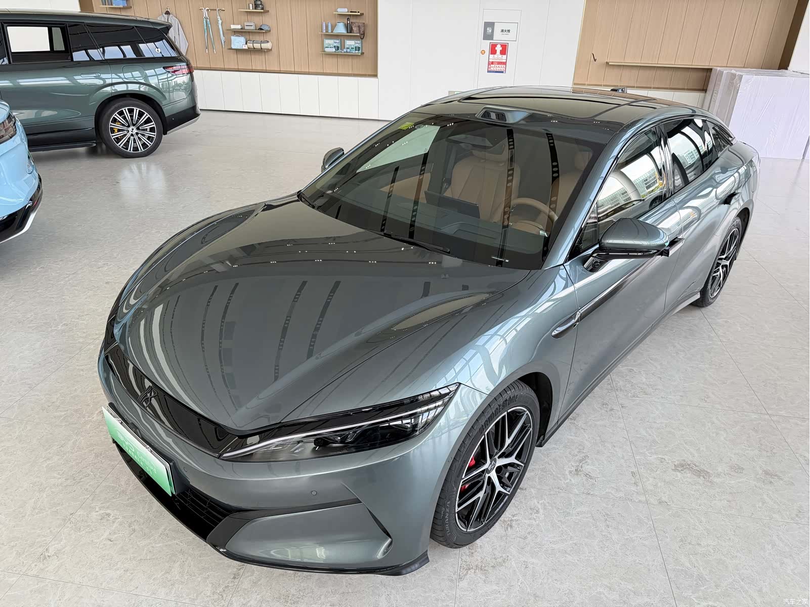 BYD Han, 2025 21