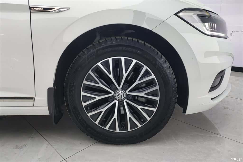 Volkswagen Sagitar, 2020 6