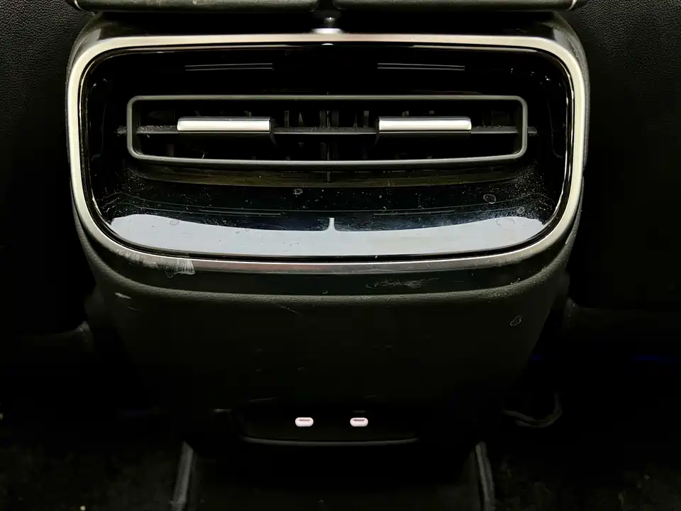 AITO Ask the world M5