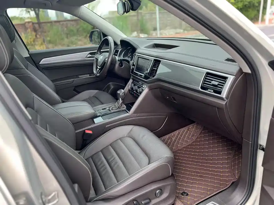 Volkswagen Tourang