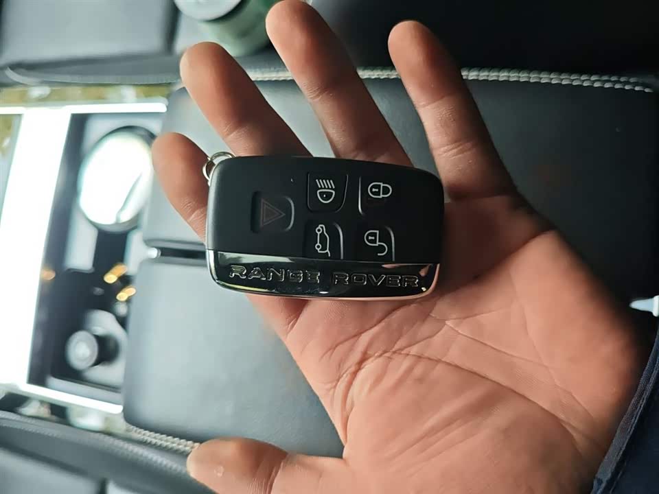 Land Rover Range Rover Star Pulse