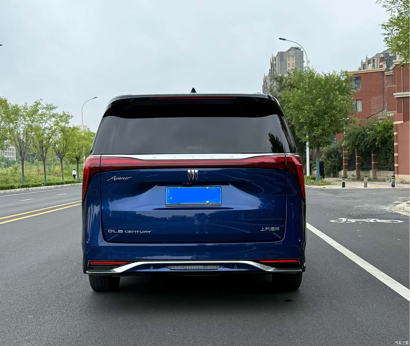 Buick Century, 2023 8