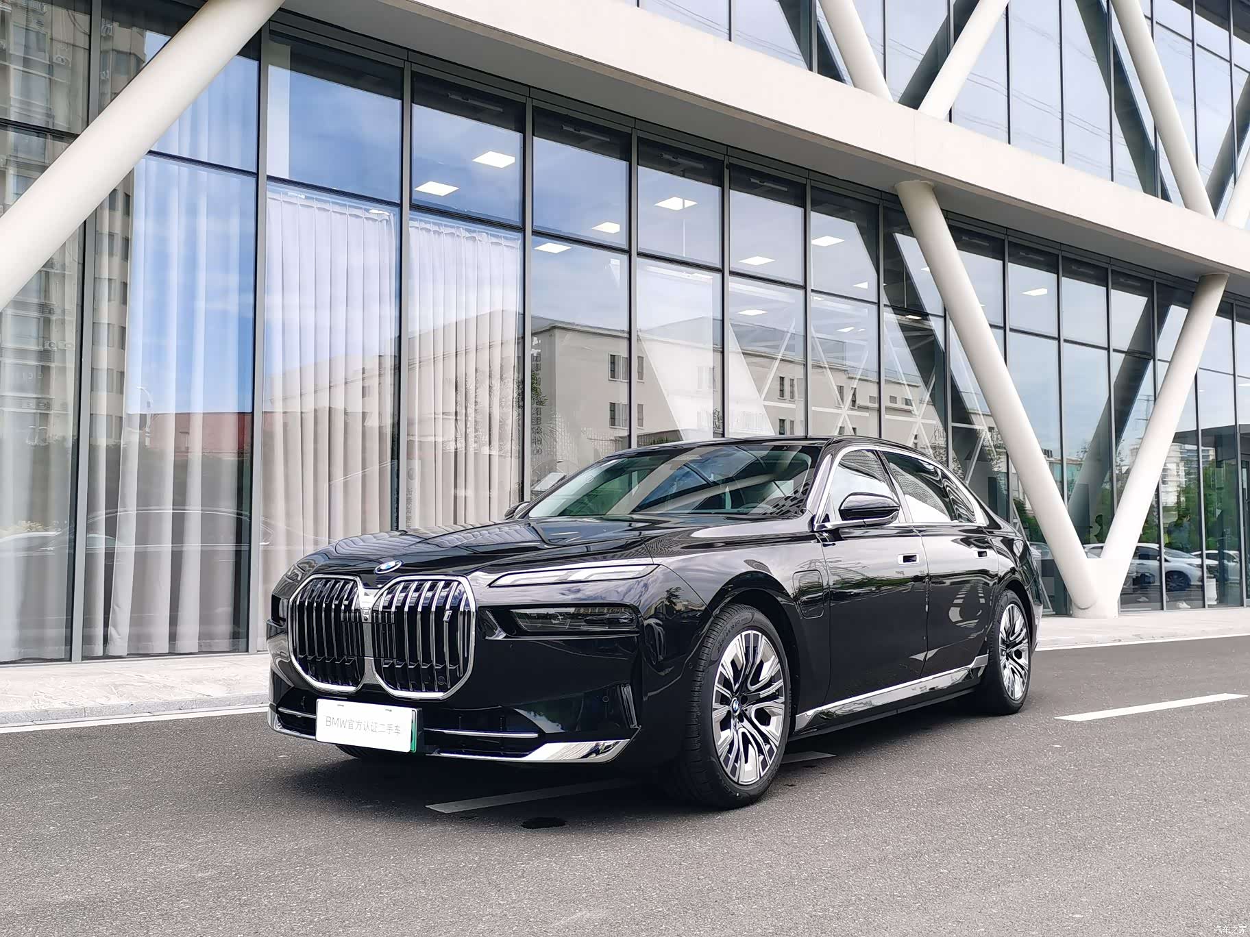 BMW i7, 2025 1