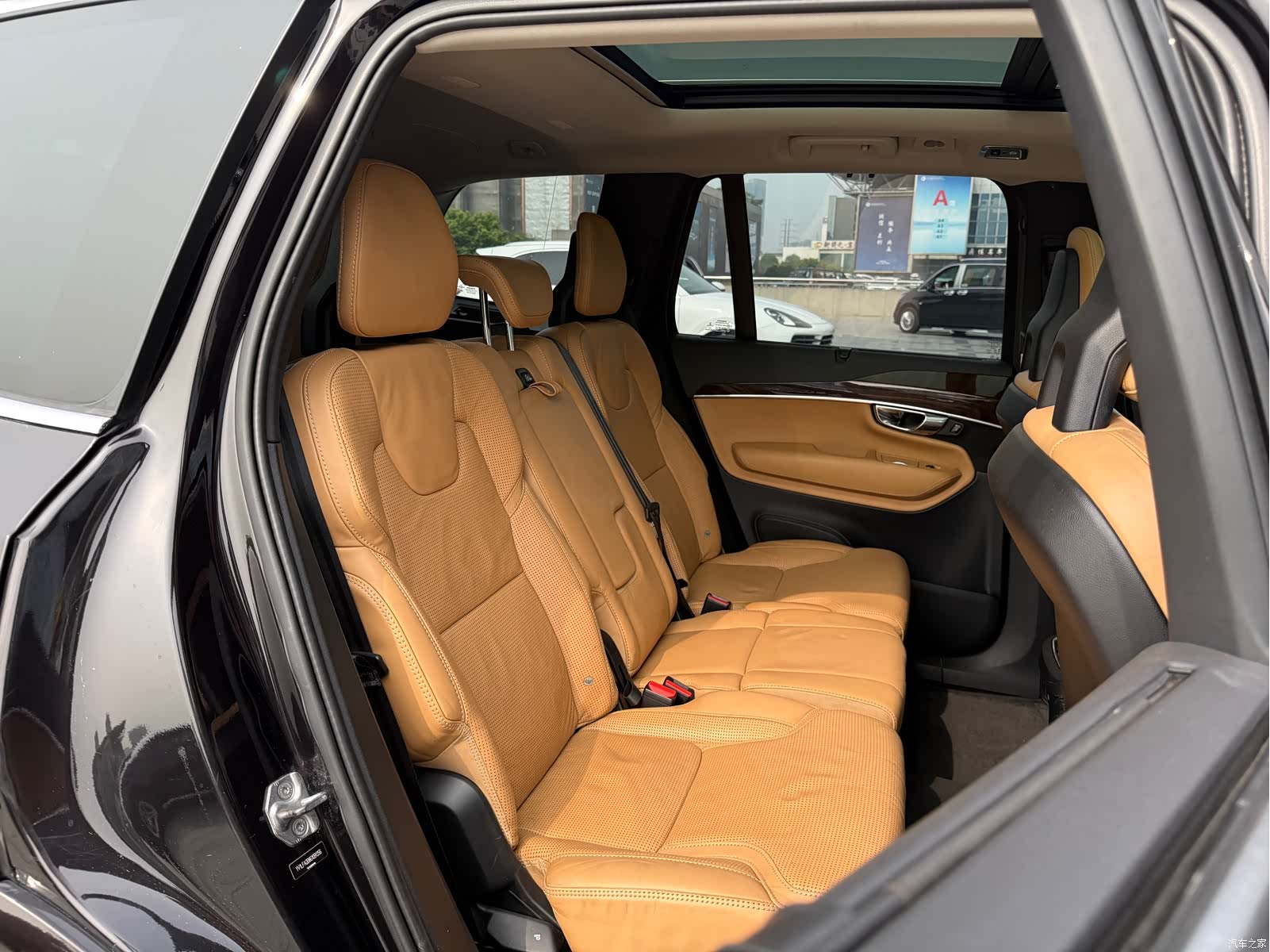 Volvo XC90, 2016 13