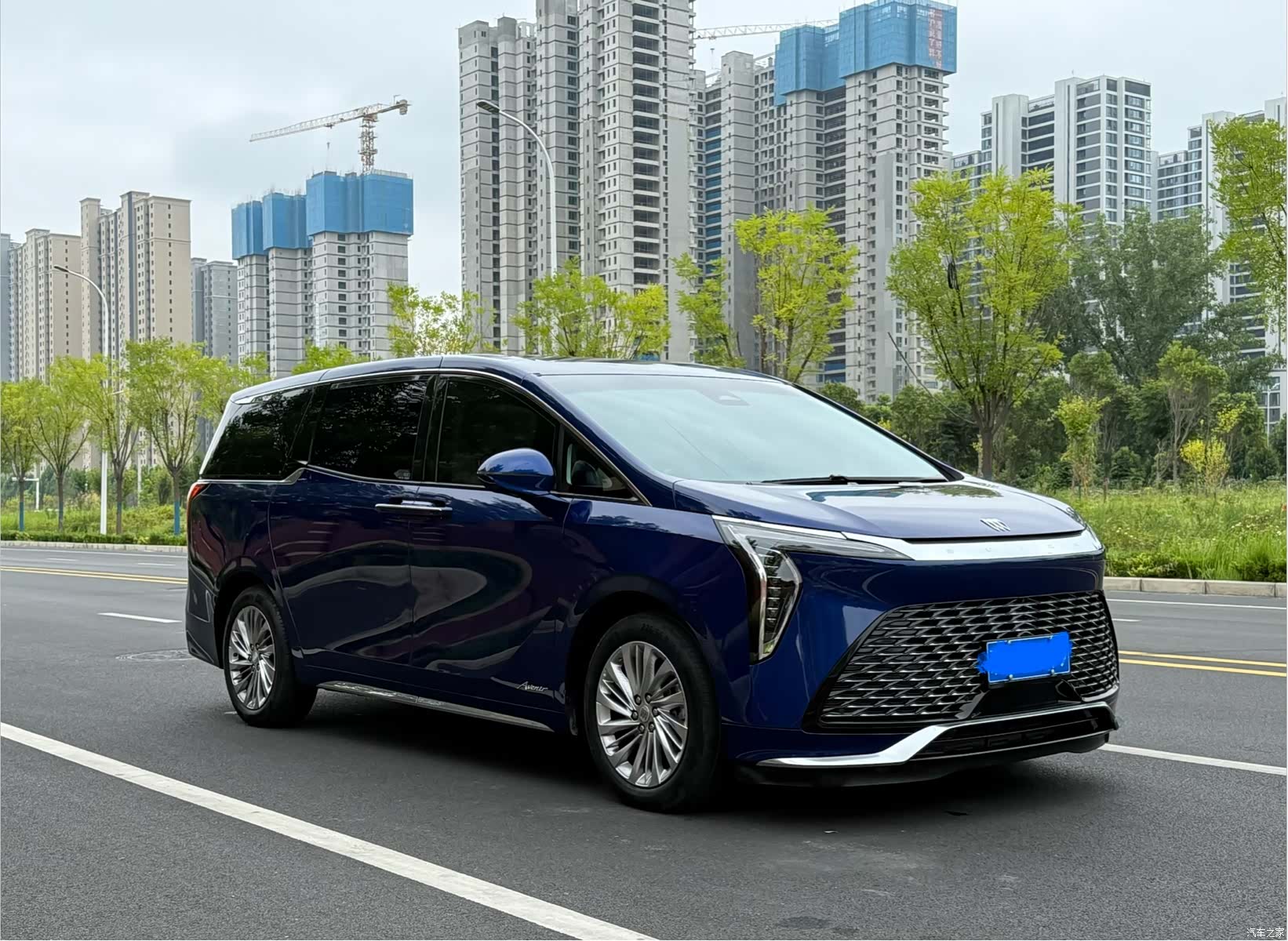 Buick Century, 2023 3