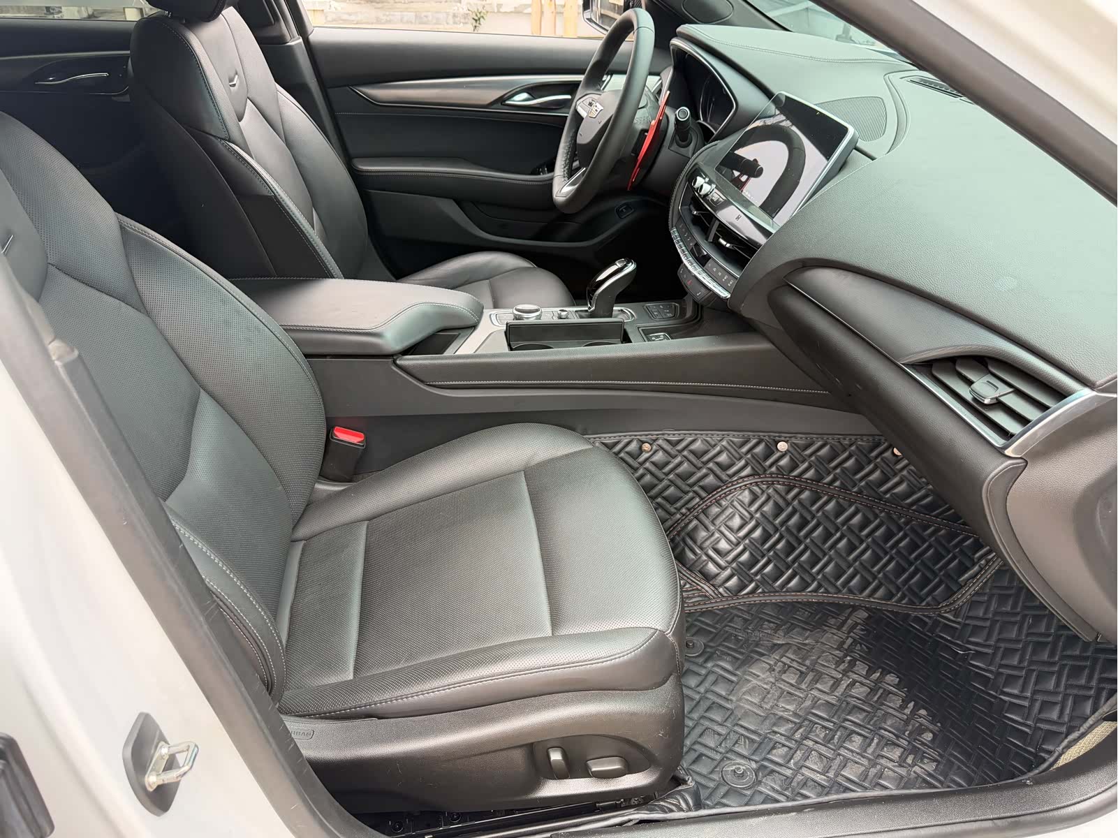 Cadillac CT5, 2021 10