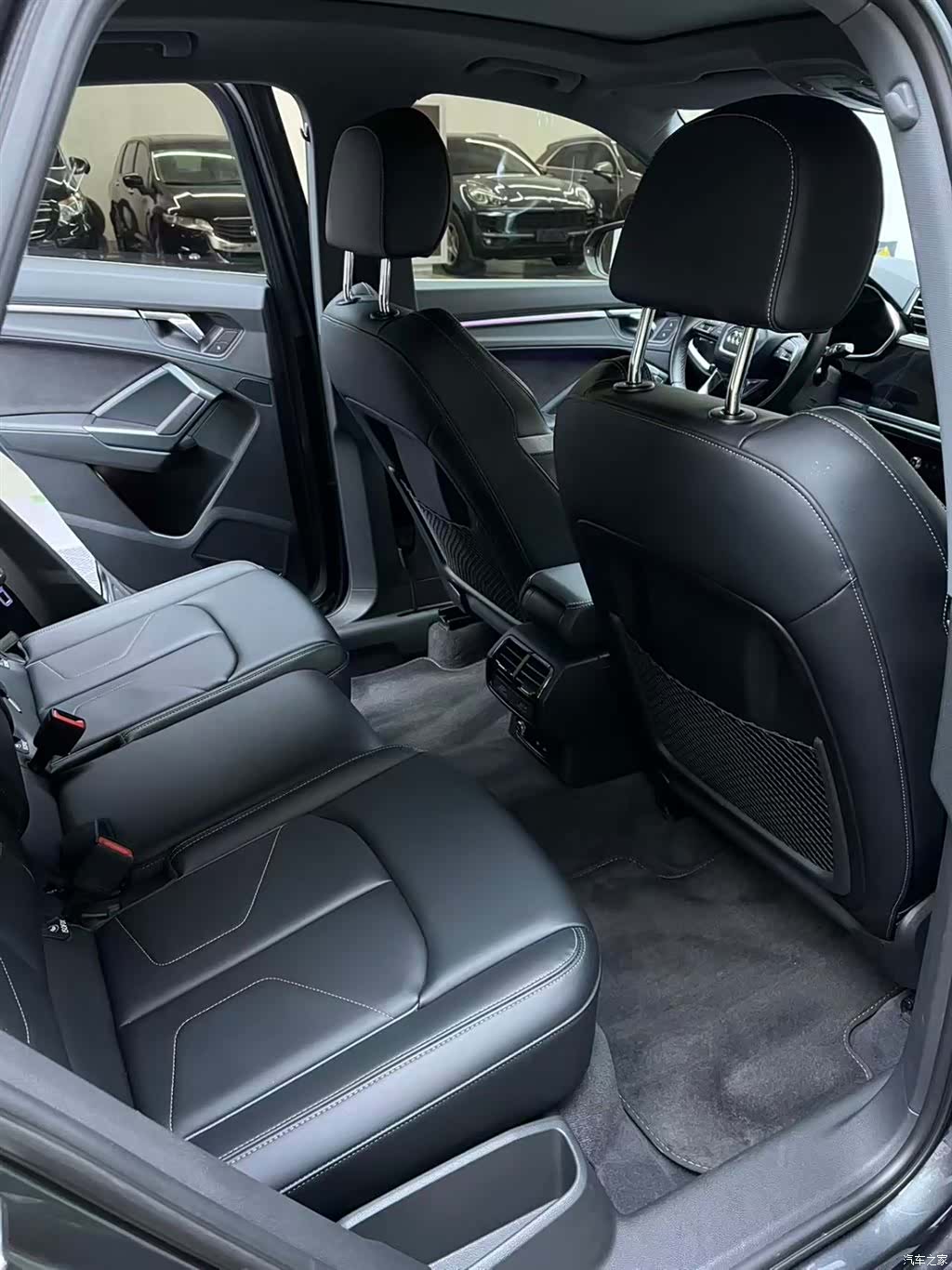 Audi Q3, 2024 13