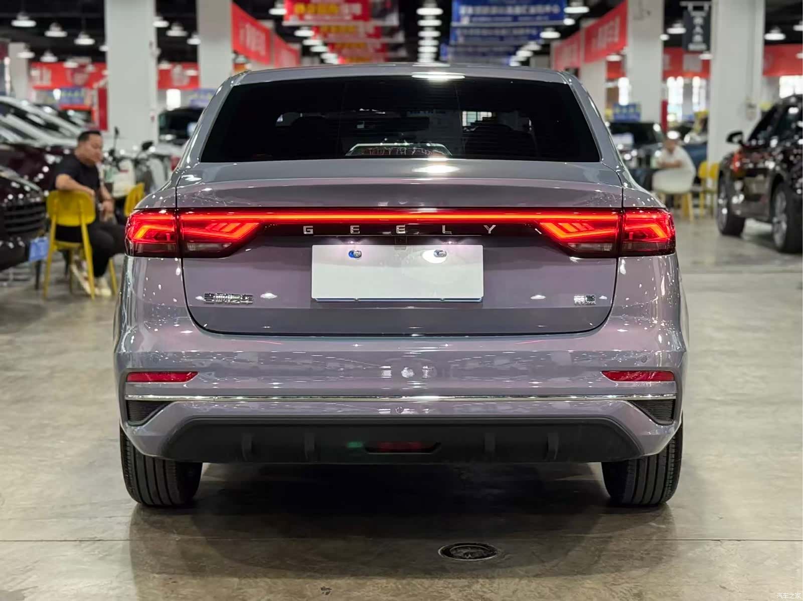 Geely Emgrand, 2026 4