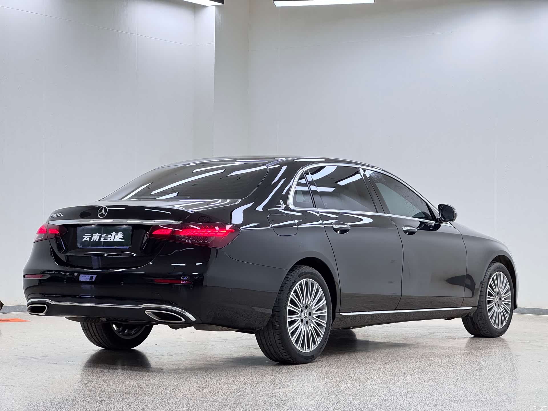 Mercedes-Benz E-Class, 2022 6