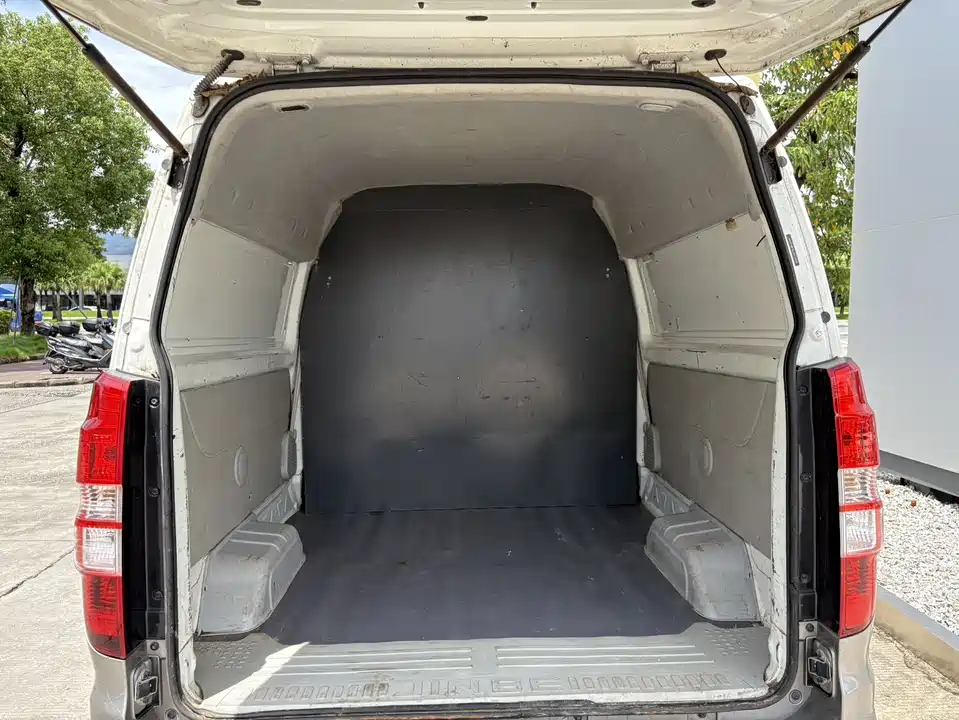 Jinbei New Sea Lion X30L