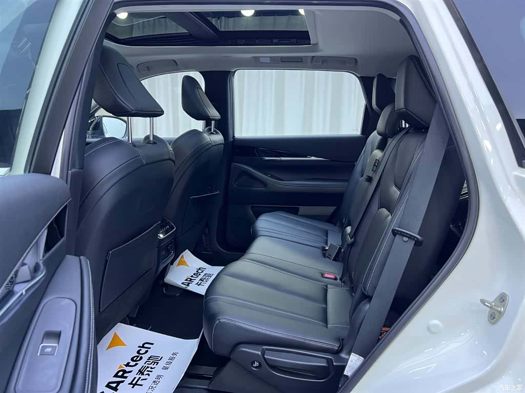 Infiniti QX60, 2023 8
