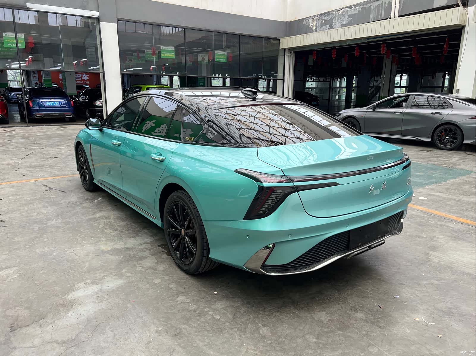 Hongqi H6, 2023 11