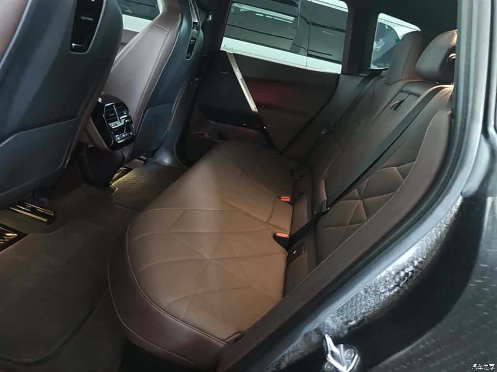 BMW iX, 2023 17