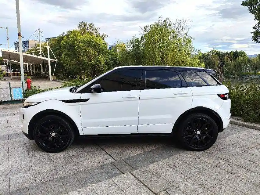 Land Rover Range Rover Aurora