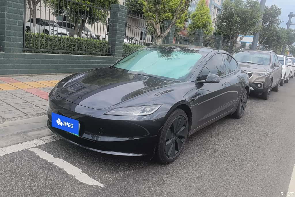 Tesla Model 3, 2026 1