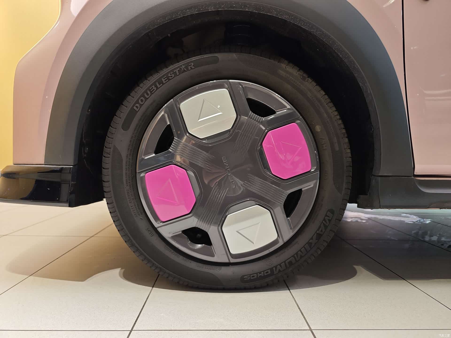 Geely Panda, 2025 все фото