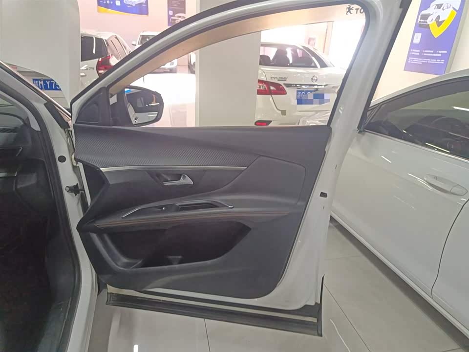 Peugeot 4008 Peugeot 4008