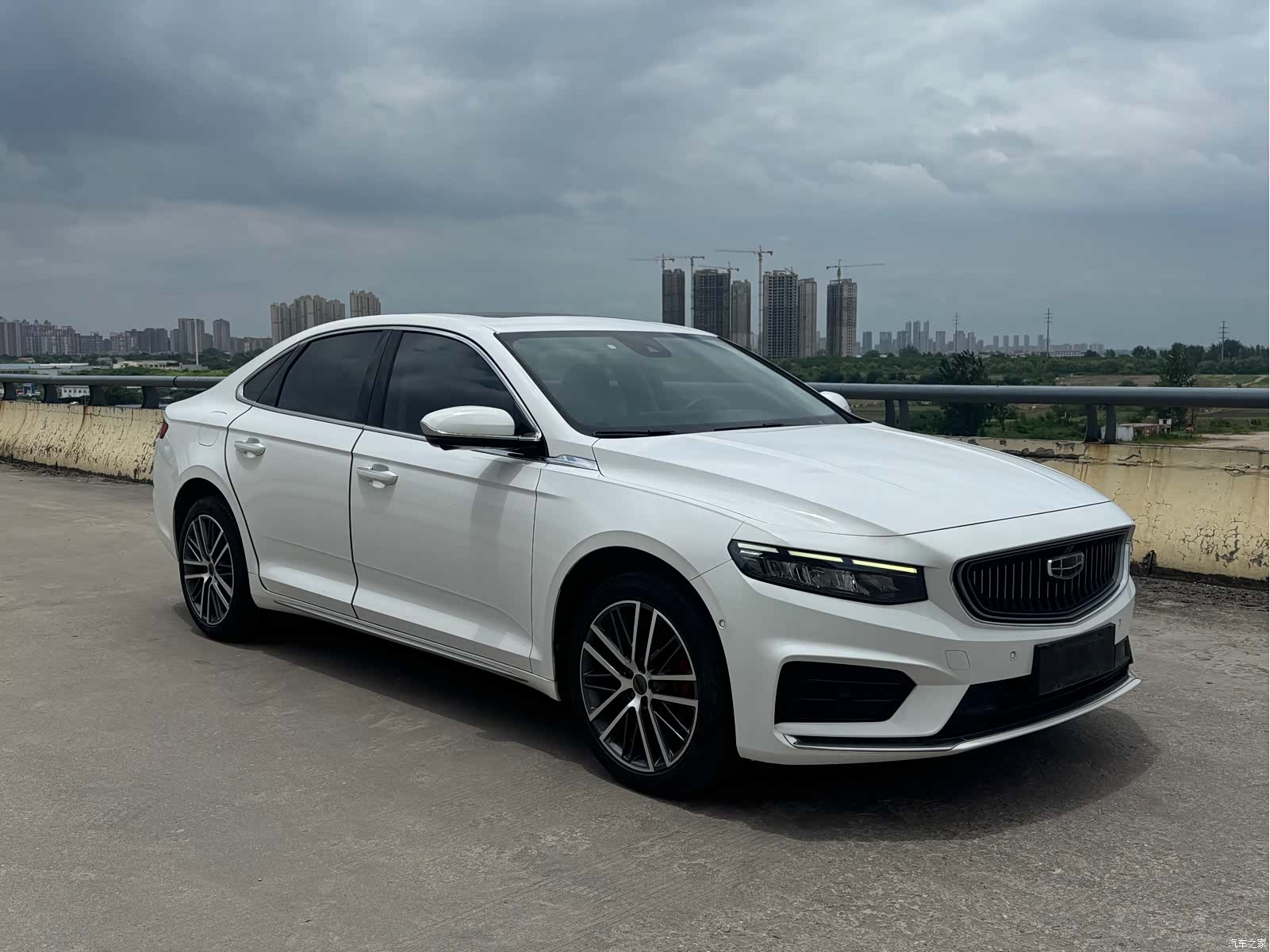 Geely Preface, 2022 3